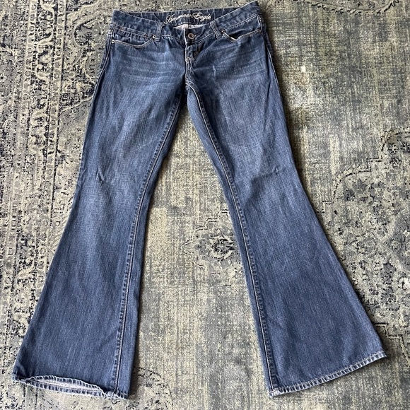 American Eagle Jeans 4 - Picture 3 of 4